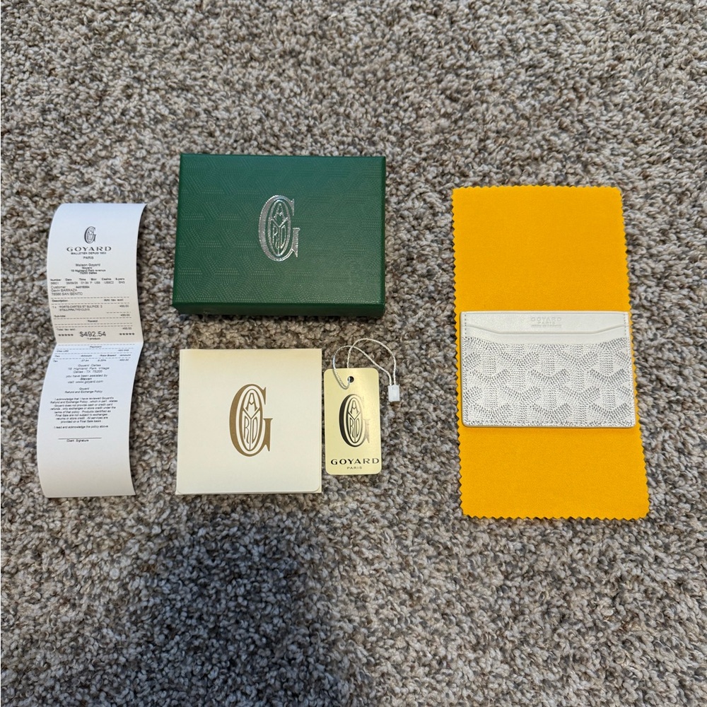 “Goyard” White Card Holder